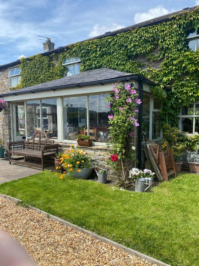 Chapel Cottage Clitheroe Road Waddington  Buitenkant foto
