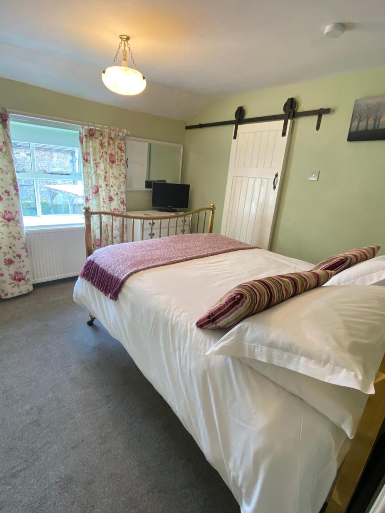 Chapel Cottage Clitheroe Road Waddington  Buitenkant foto